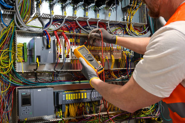 Best Emergency Electrical Repair  in Hartford City, IN